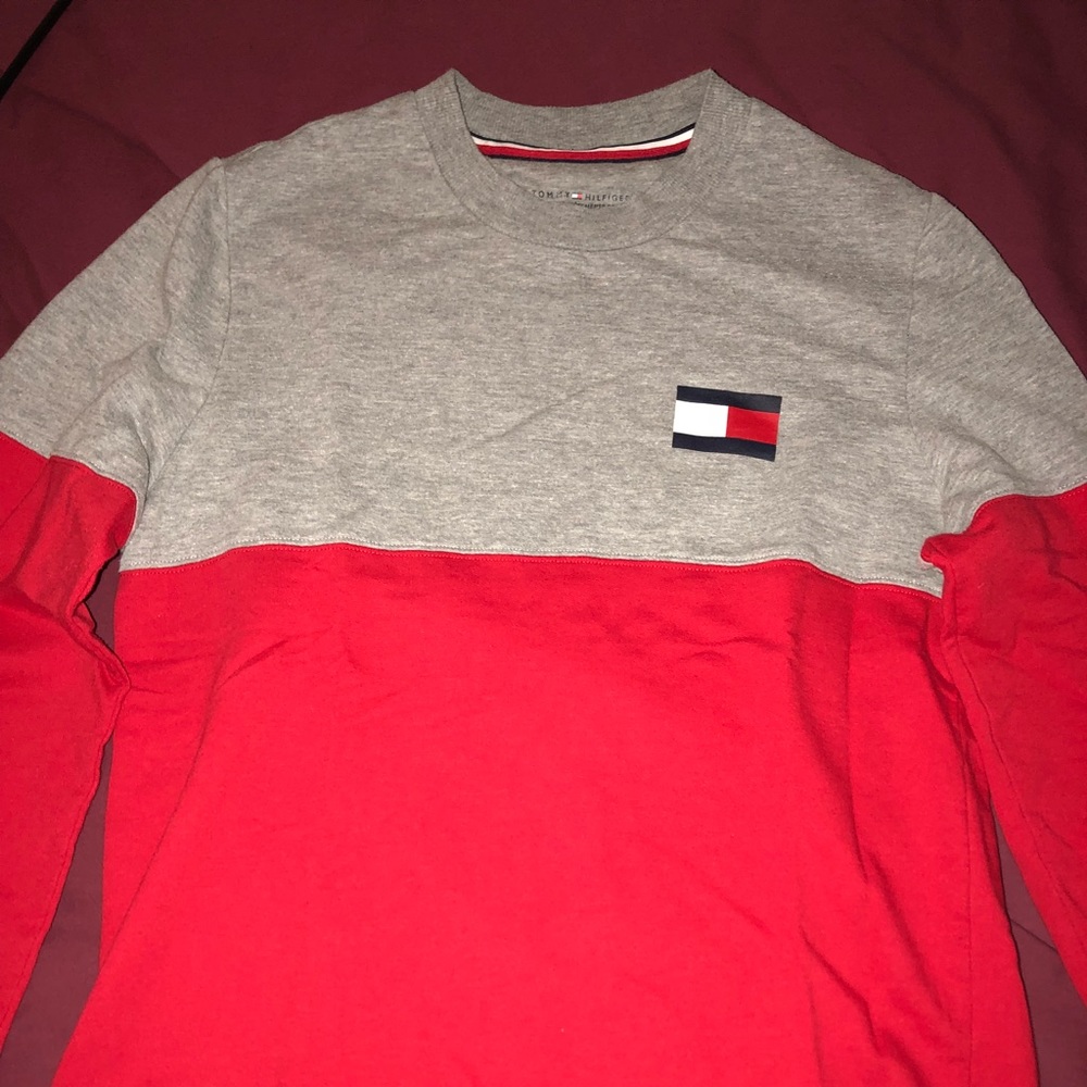 Tommy Hilfiger long sleeve shirt